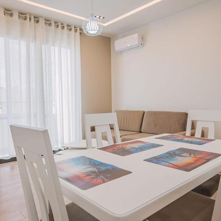 Jd Luxury Apartments Vlore Ngoại thất bức ảnh