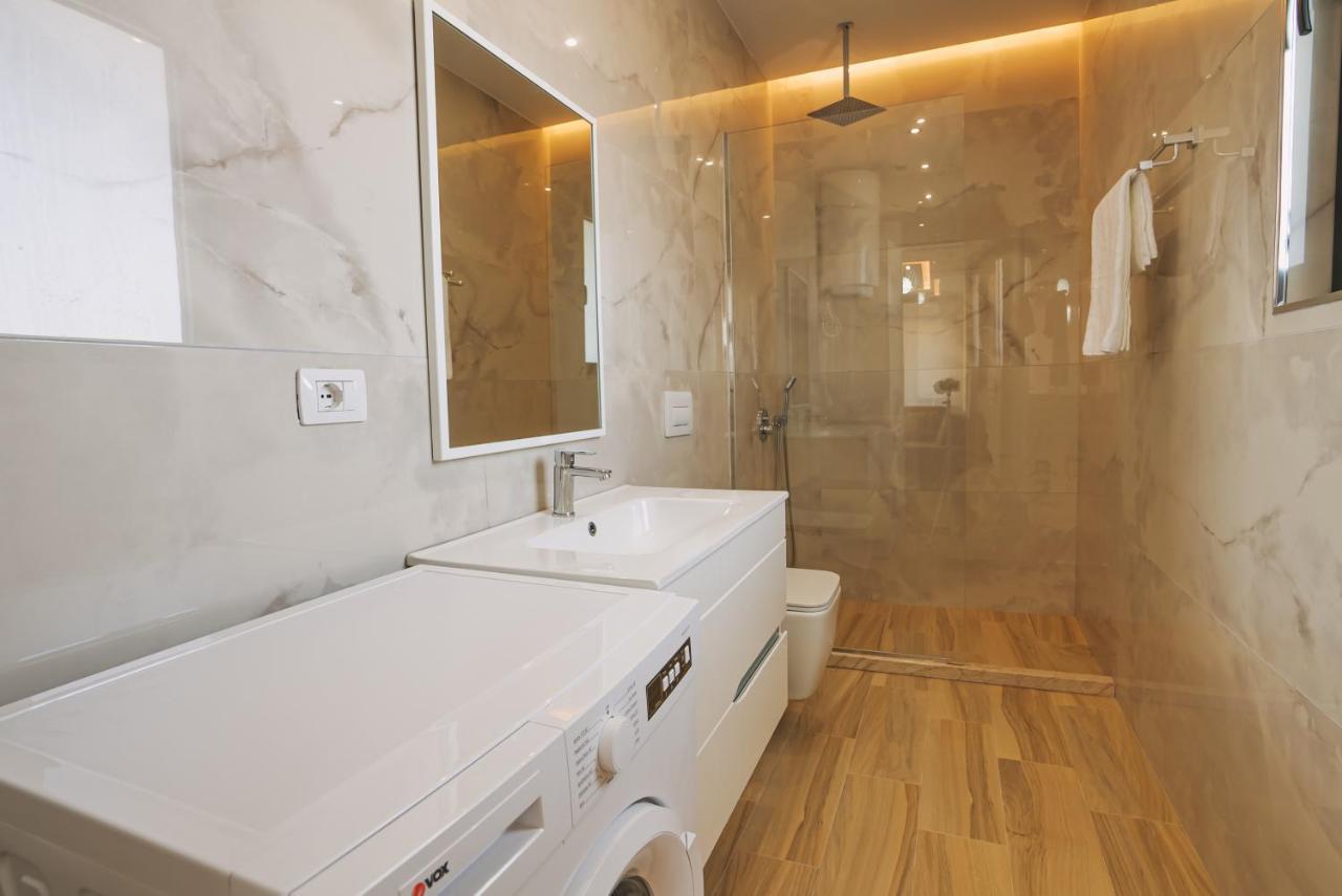 Jd Luxury Apartments Vlore Ngoại thất bức ảnh