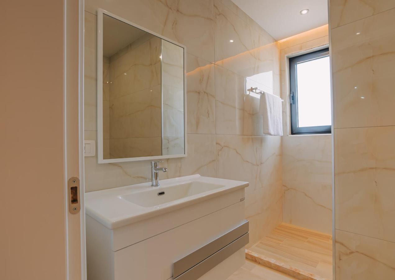 Jd Luxury Apartments Vlore Ngoại thất bức ảnh