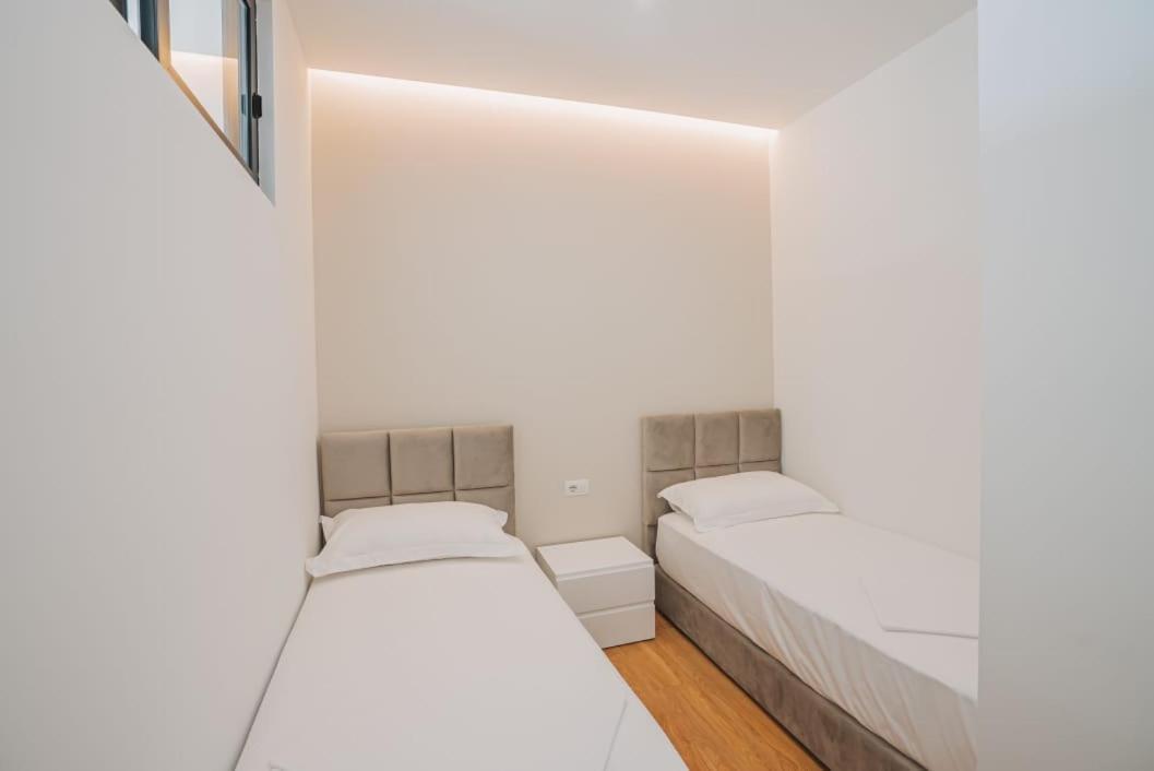 Jd Luxury Apartments Vlore Ngoại thất bức ảnh